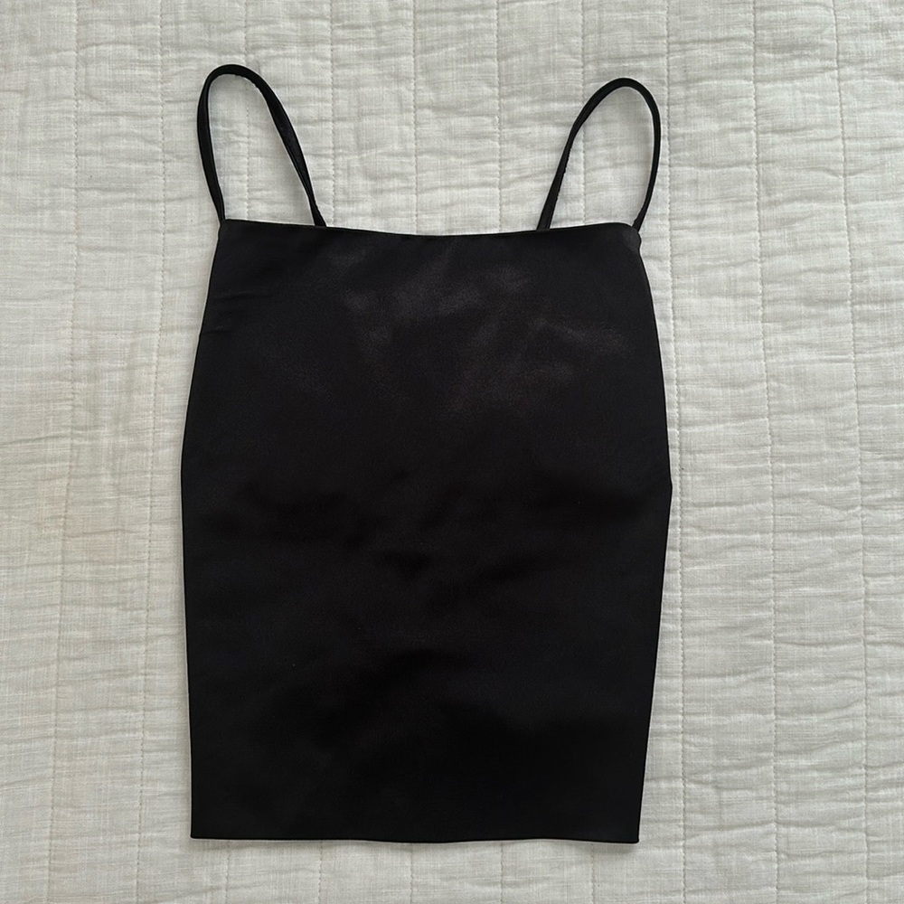 Black adjustable back crop top